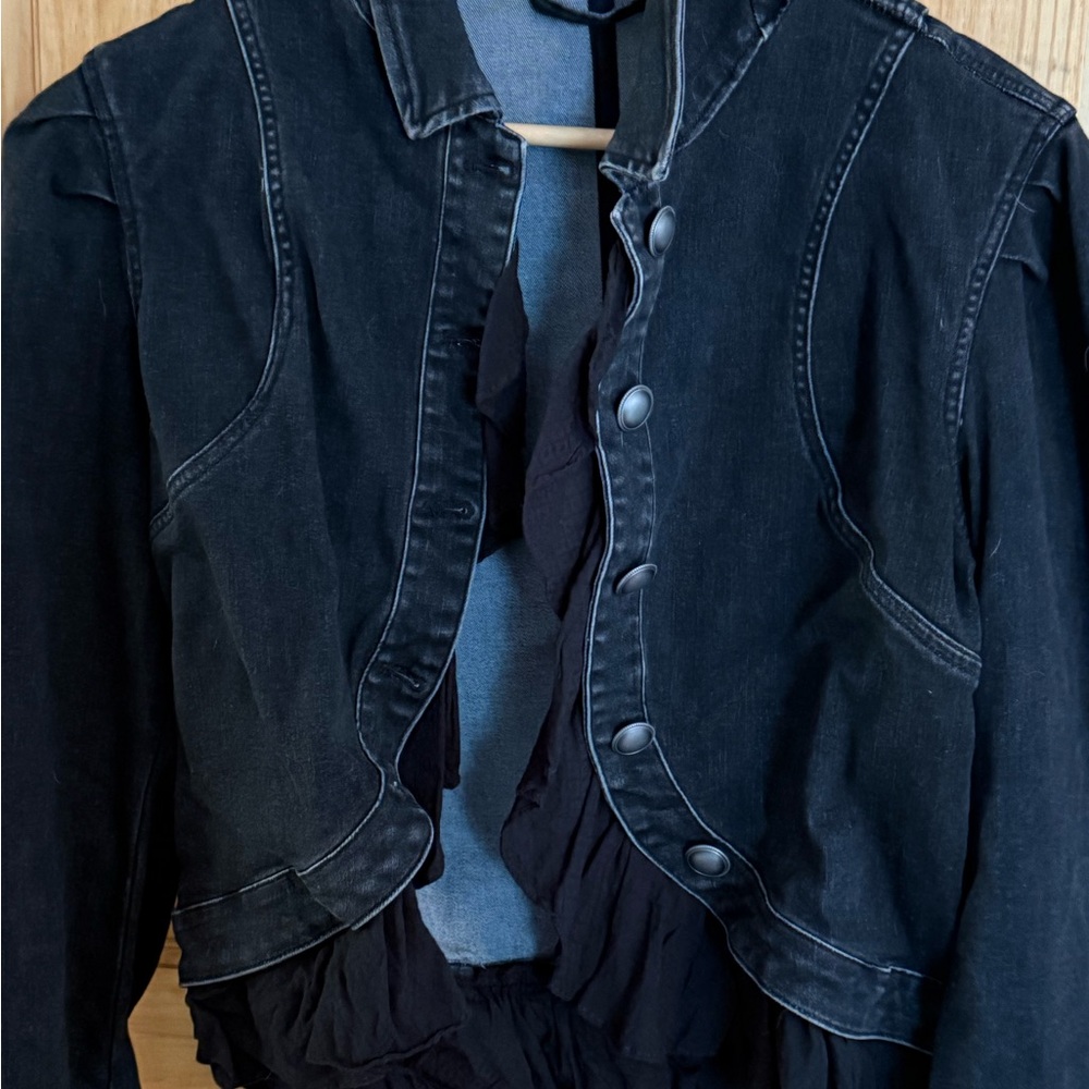 Free People Black Jean Jacket Cropped Fitted Distressed - Picture 4 of 4